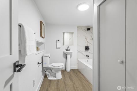 3539 NE 88th Street Seattle WA 98115