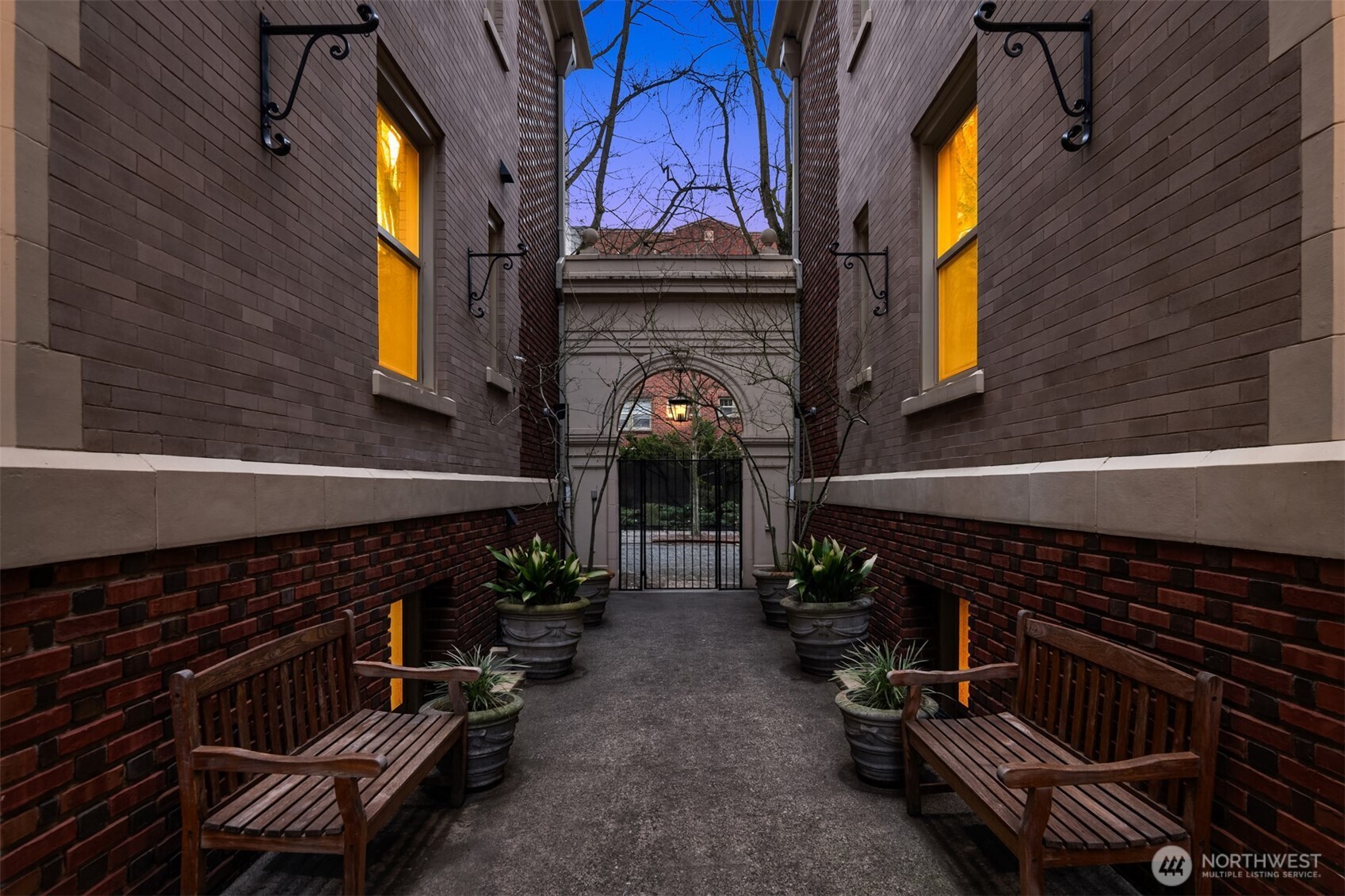 129 Warren Avenue N Seattle WA 98109