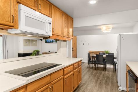 1019 156th Avenue NE Bellevue WA 98007