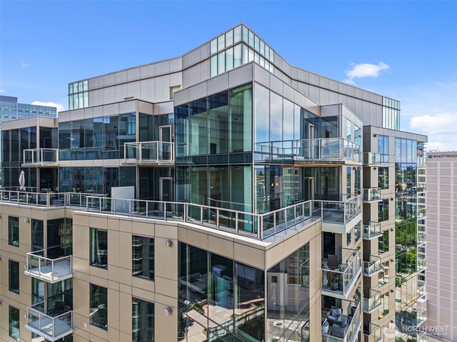 10610 NE 9th Place Bellevue WA 98004