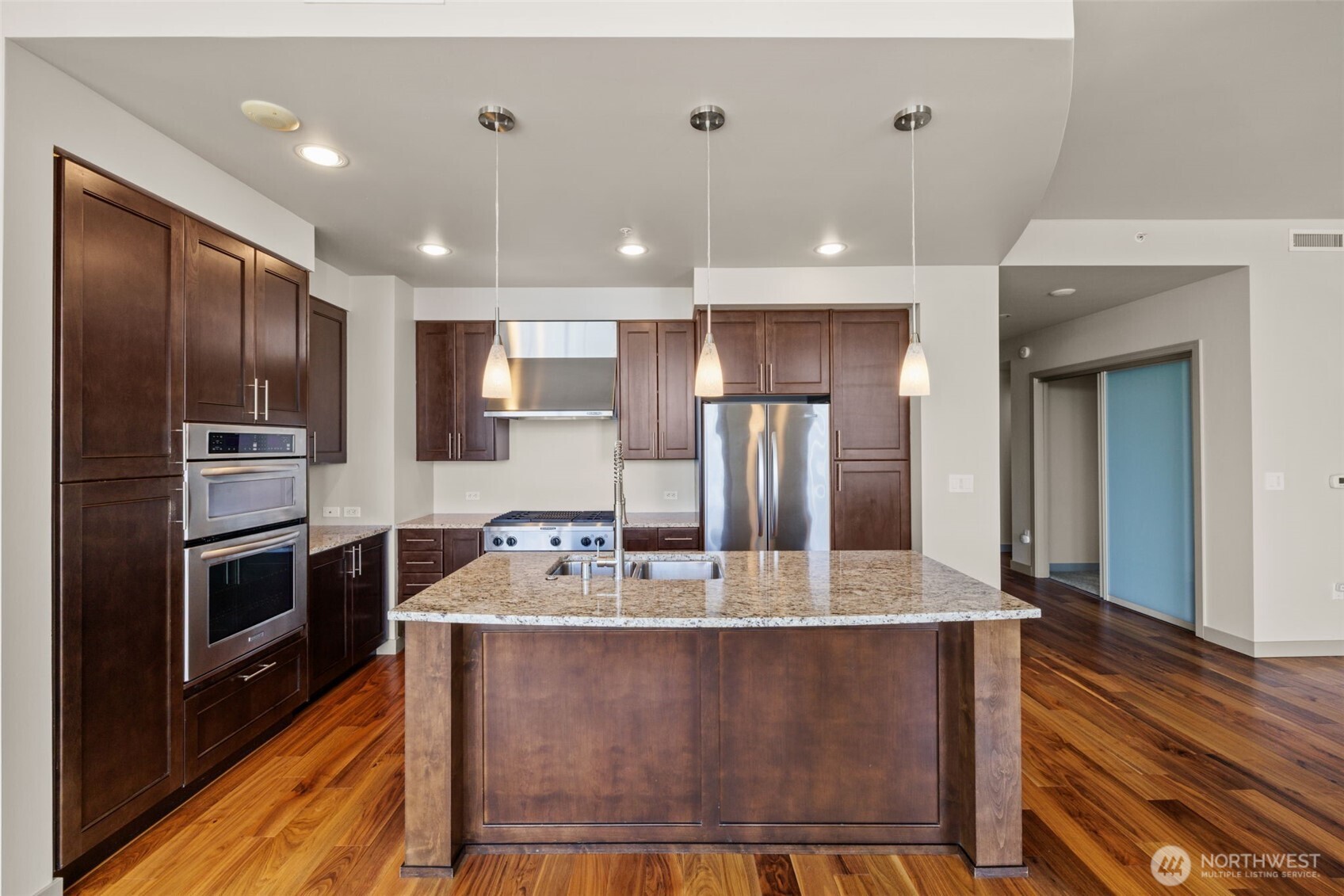 10610 NE 9th Place Bellevue WA 98004