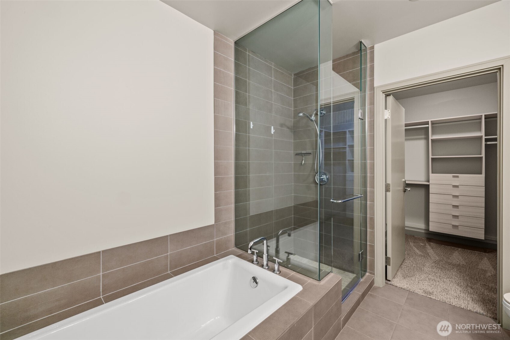 10610 NE 9th Place Bellevue WA 98004