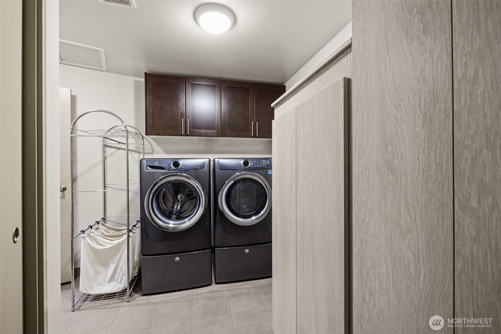 10610 NE 9th Place Bellevue WA 98004
