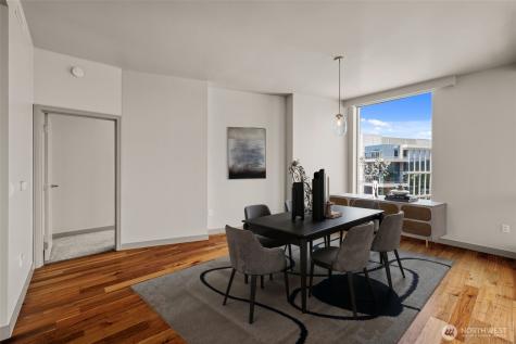10610 NE 9th Place Bellevue WA 98004