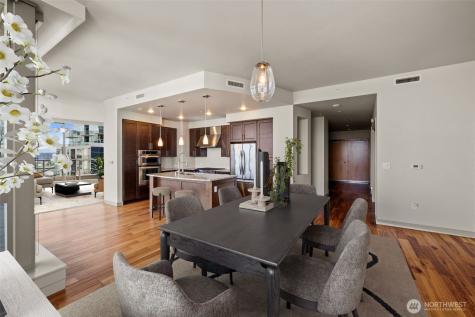 10610 NE 9th Place Bellevue WA 98004