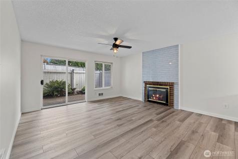 8823 Holly Drive Everett WA 98208