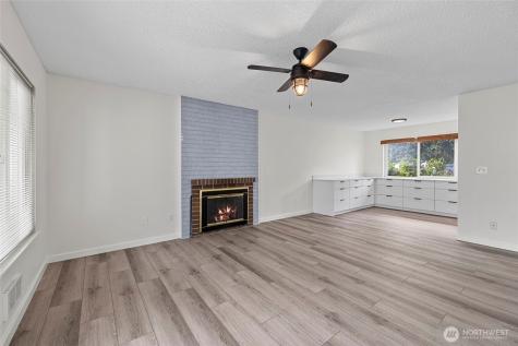 8823 Holly Drive Everett WA 98208