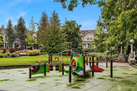 1601 NE Katsura Street Issaquah WA 98029