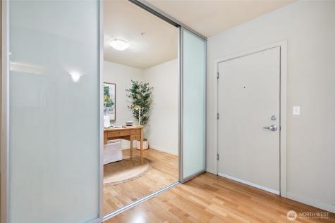 3104 Western Avenue Seattle WA 98121