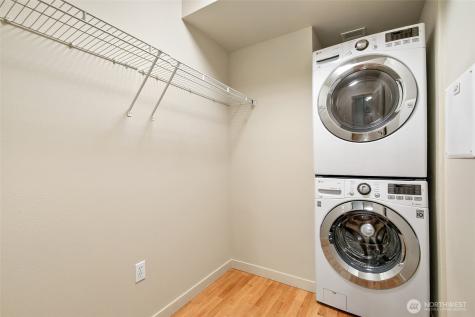 3104 Western Avenue Seattle WA 98121