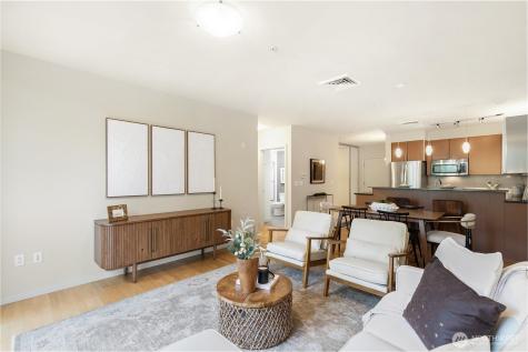 3104 Western Avenue Seattle WA 98121