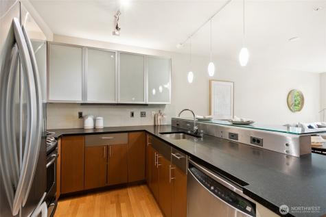 3104 Western Avenue Seattle WA 98121