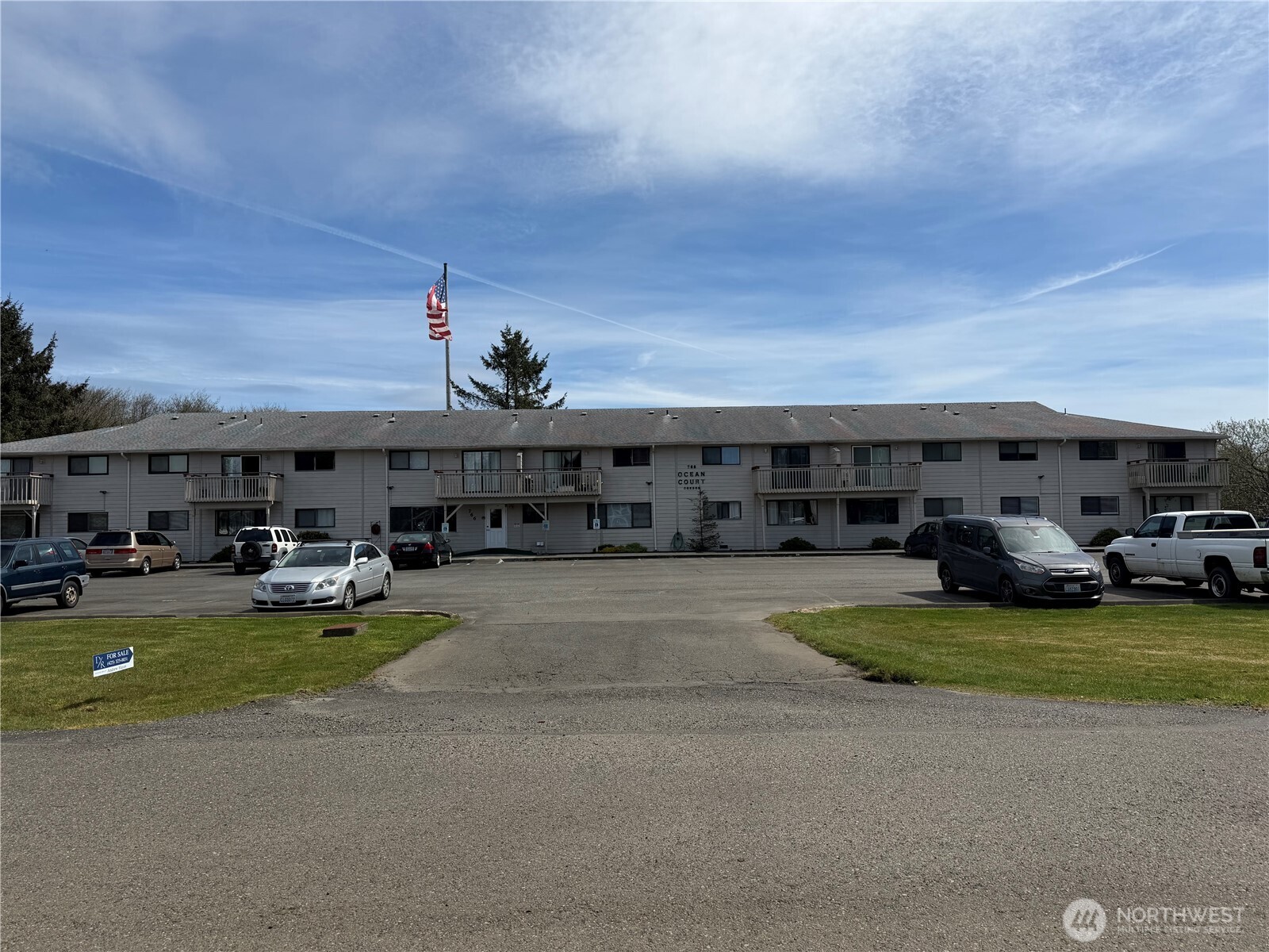 766 Ocean Court NW Ocean Shores WA 98569