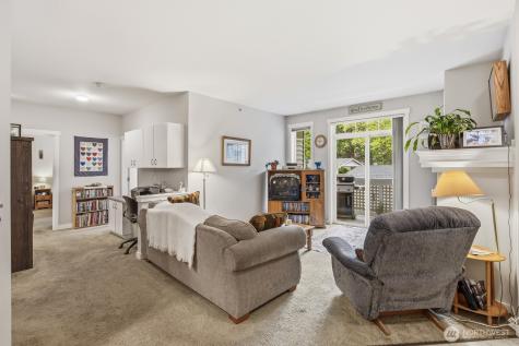 15300 112th Avenue NE Bothell WA 98011