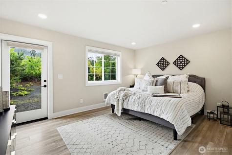 1890 SE 12th Street North Bend WA 98045