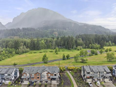 1890 SE 12th Street North Bend WA 98045