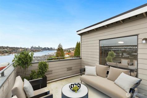 3926 1st Avenue NE Seattle WA 98015