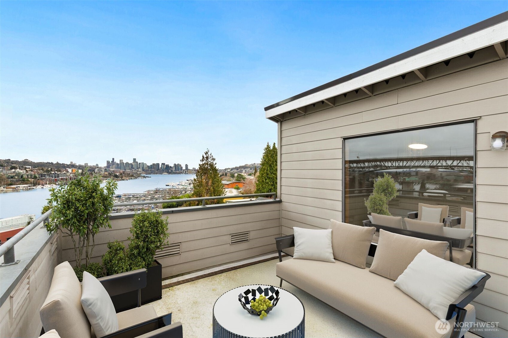3926 1st Avenue NE Seattle WA 98015