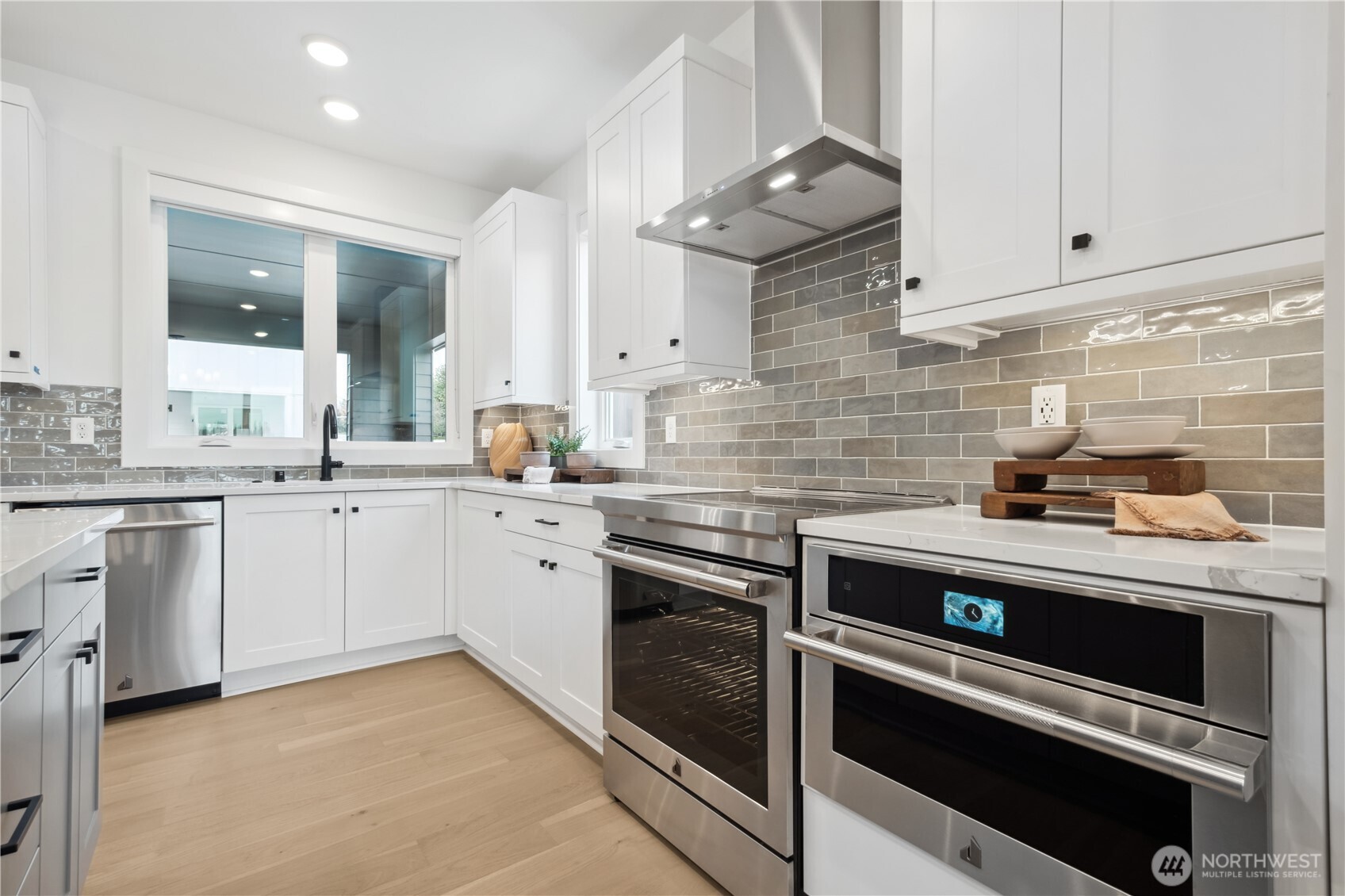 12282 138th Place NE Redmond WA 98052