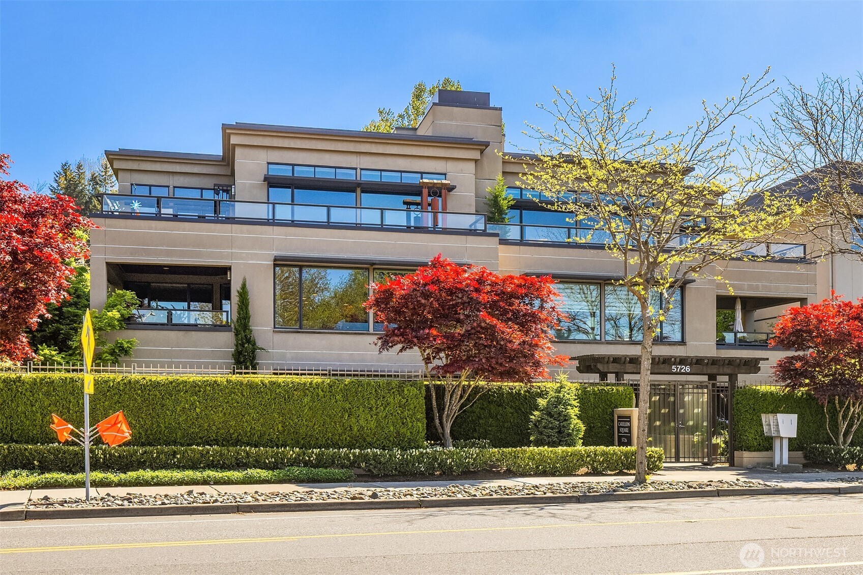 5726 Lake Washington Boulevard NE Kirkland WA 98033