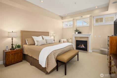 5726 Lake Washington Boulevard NE Kirkland WA 98033