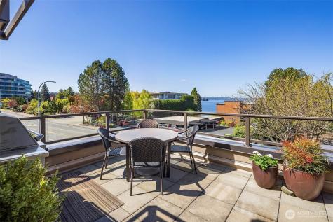 5726 Lake Washington Boulevard NE Kirkland WA 98033