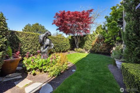 5726 Lake Washington Boulevard NE Kirkland WA 98033