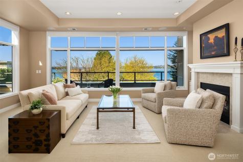 5726 Lake Washington Boulevard NE Kirkland WA 98033