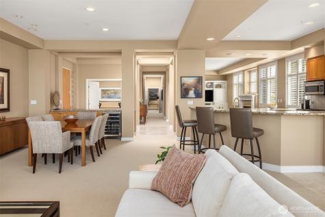 5726 Lake Washington Boulevard NE Kirkland WA 98033