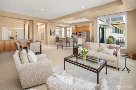 5726 Lake Washington Boulevard NE Kirkland WA 98033