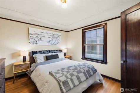1120 17th Avenue Seattle WA 98122