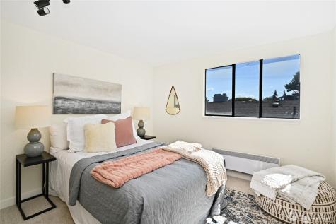 3710 25th Place W Seattle WA 98199