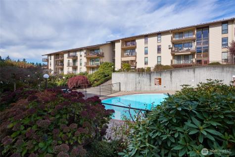 13229 Linden Avenue N Seattle WA 98133