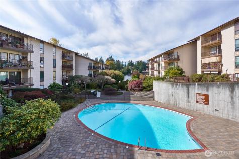 13229 Linden Avenue N Seattle WA 98133