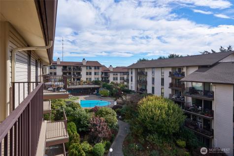 13229 Linden Avenue N Seattle WA 98133