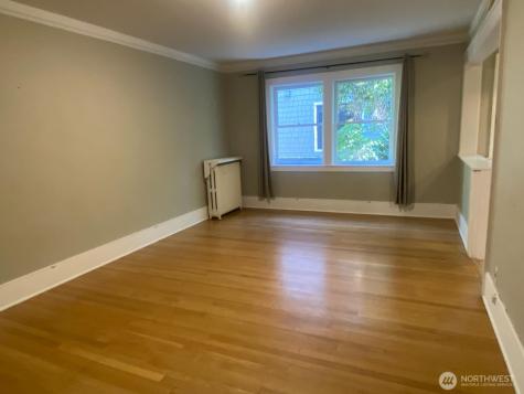 4725 15th Avenue NE Seattle WA 98105