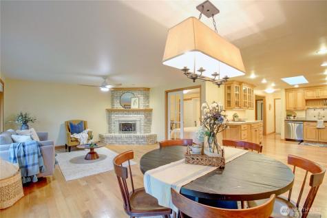 12454 Gwen Drive Burlington WA 98233