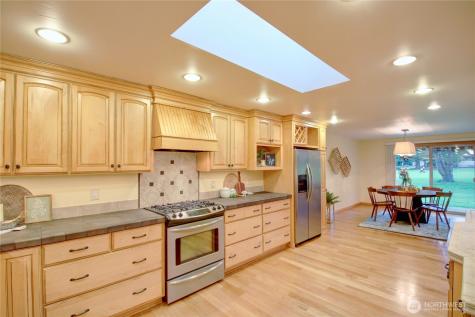 12454 Gwen Drive Burlington WA 98233