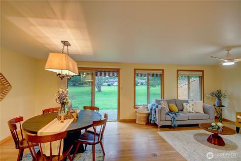 12454 Gwen Drive Burlington WA 98233