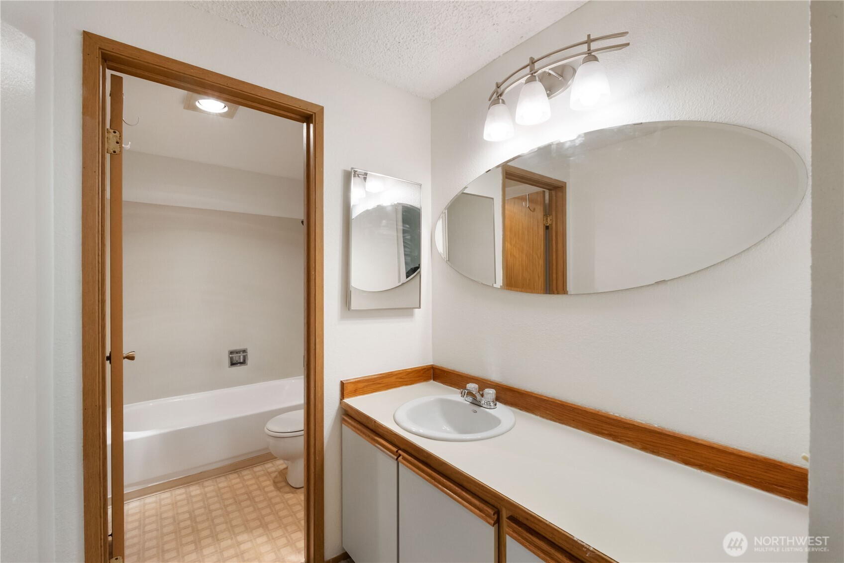 13235 12th Avenue SW Burien WA 98146