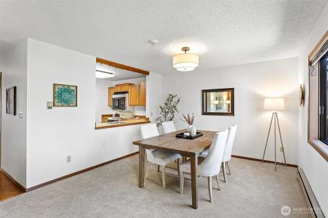 12840 SE 40th Court Bellevue WA 98006