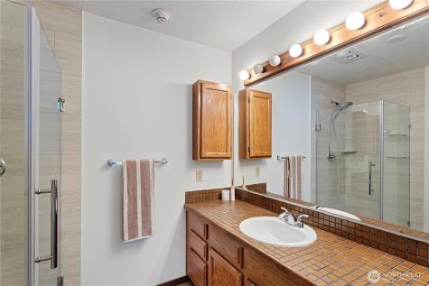 12840 SE 40th Court Bellevue WA 98006