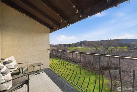303 Gage Boulevard Richland WA 99352