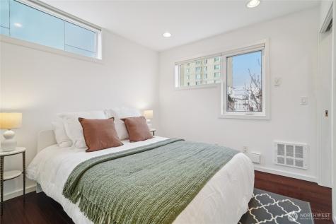 1321 S State Street Seattle WA 98144