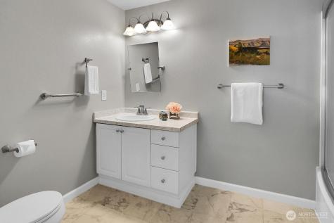 12505 4th Avenue W Everett WA 98204