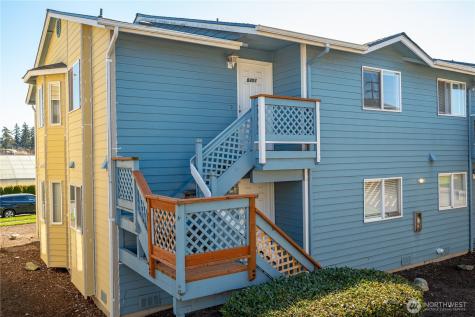537 NE Ellis Way Oak Harbor WA 98277