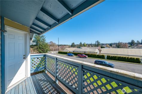537 NE Ellis Way Oak Harbor WA 98277