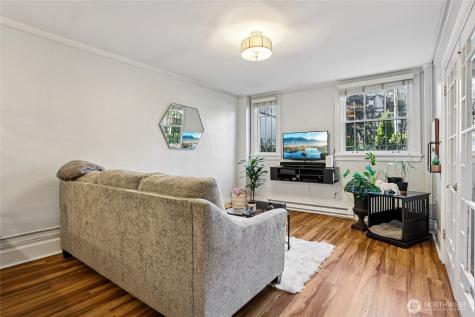 1508 10th Avenue E Seattle WA 98102