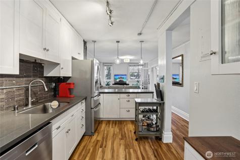 1508 10th Avenue E Seattle WA 98102