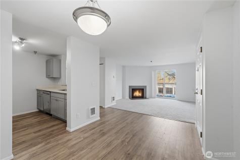 975 NE Aberdeen Avenue Renton WA 98056